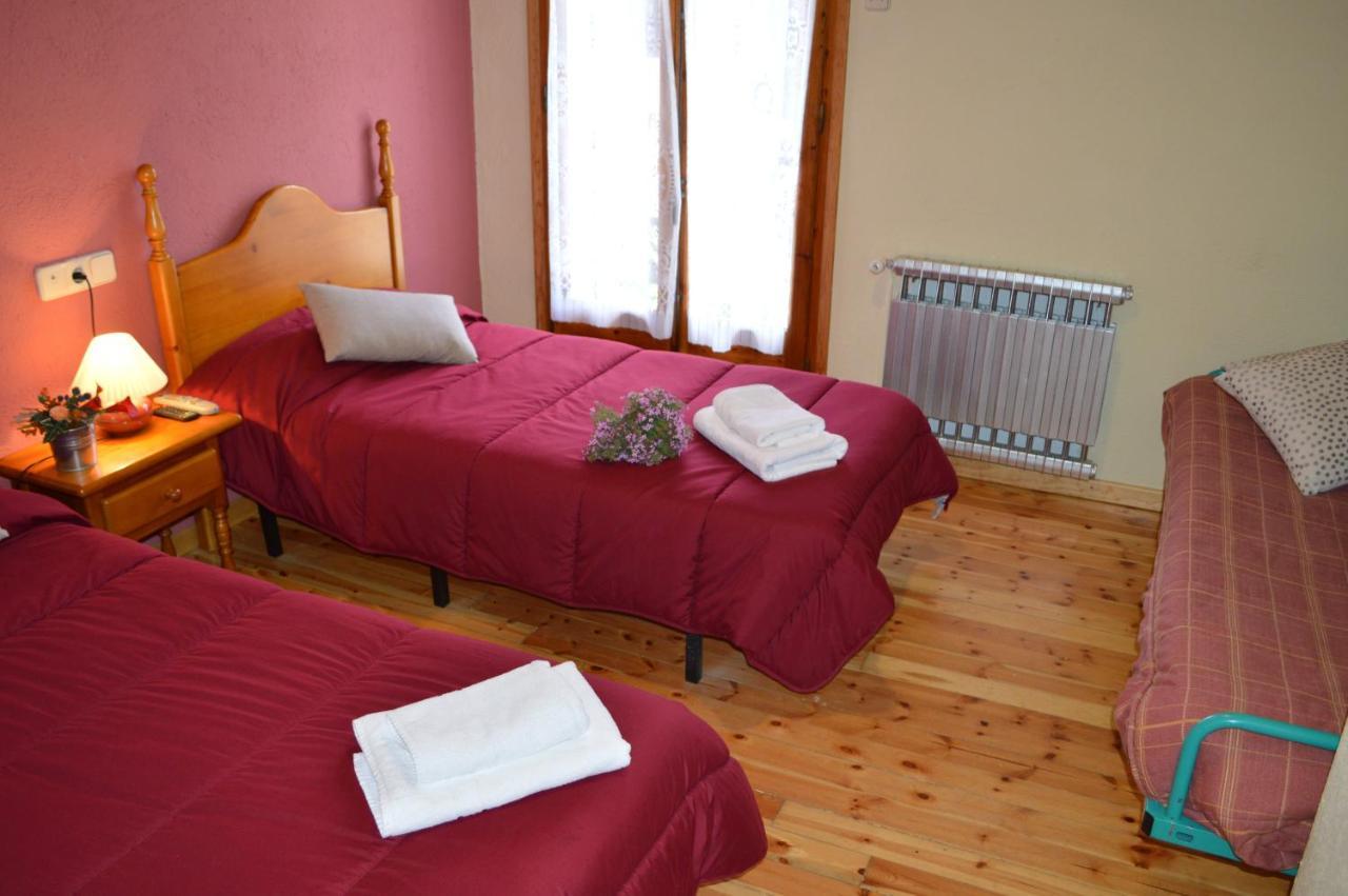 Hostal Pas De La Pera Aransa Екстер'єр фото