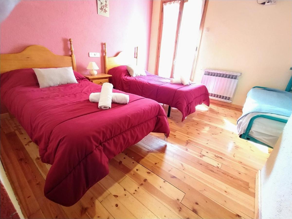 Hostal Pas De La Pera Aransa Екстер'єр фото